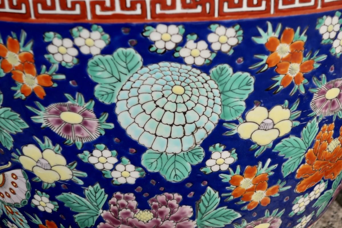 伊万里色絵十錦手火鉢 / Imari Polychrome Hibachi - OKURA