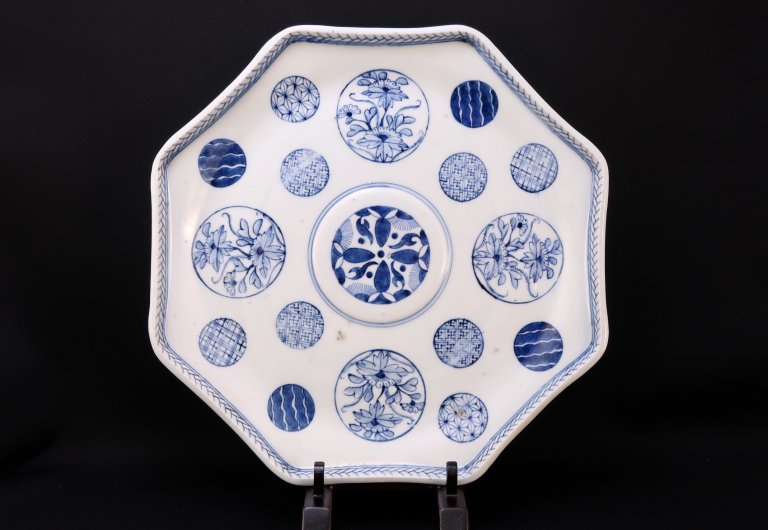 ΤմʸȬ绮 / Imari Large Octagonal Blue & White Plate