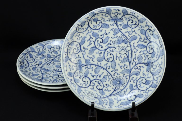 Τʸ / Imari Blue & White Plates  set of 4
