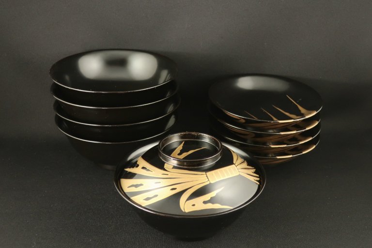 黒塗熨斗宝珠蒔絵椀　五客組 / Black-lacquered Large Bowls with Lids  set of 5