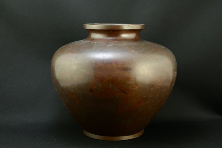 銅器花瓶 / Bronze Flower Vase