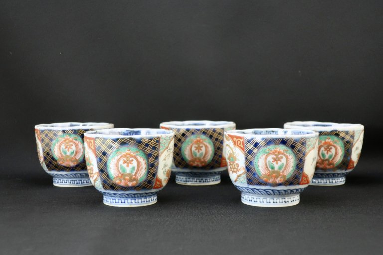 Τա޵ / Imari Polychrome 'Mukoduke' cups  set of 5