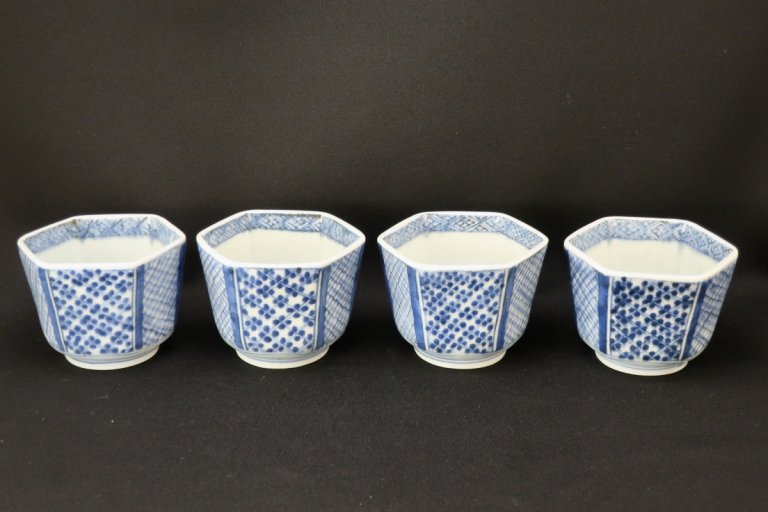 伊万里染付六角向付　四客組 / Imari Hexagonal 'Mukoduke' cups  set of 4