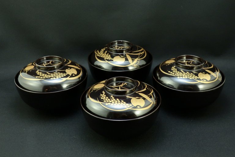 黒塗吉祥文蒔絵吸物椀　四客組 / Black-lacquered Soup Bowls with Lids  set of 4