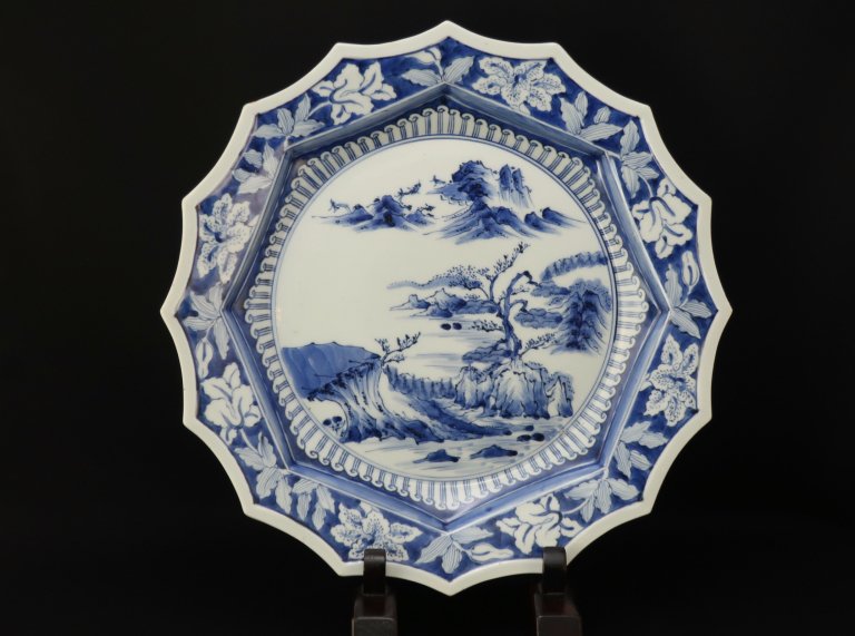 Τɴ绳ʸѷ绮 / Imari Large Blue & White Plate with the picture of Lilies and Scenery