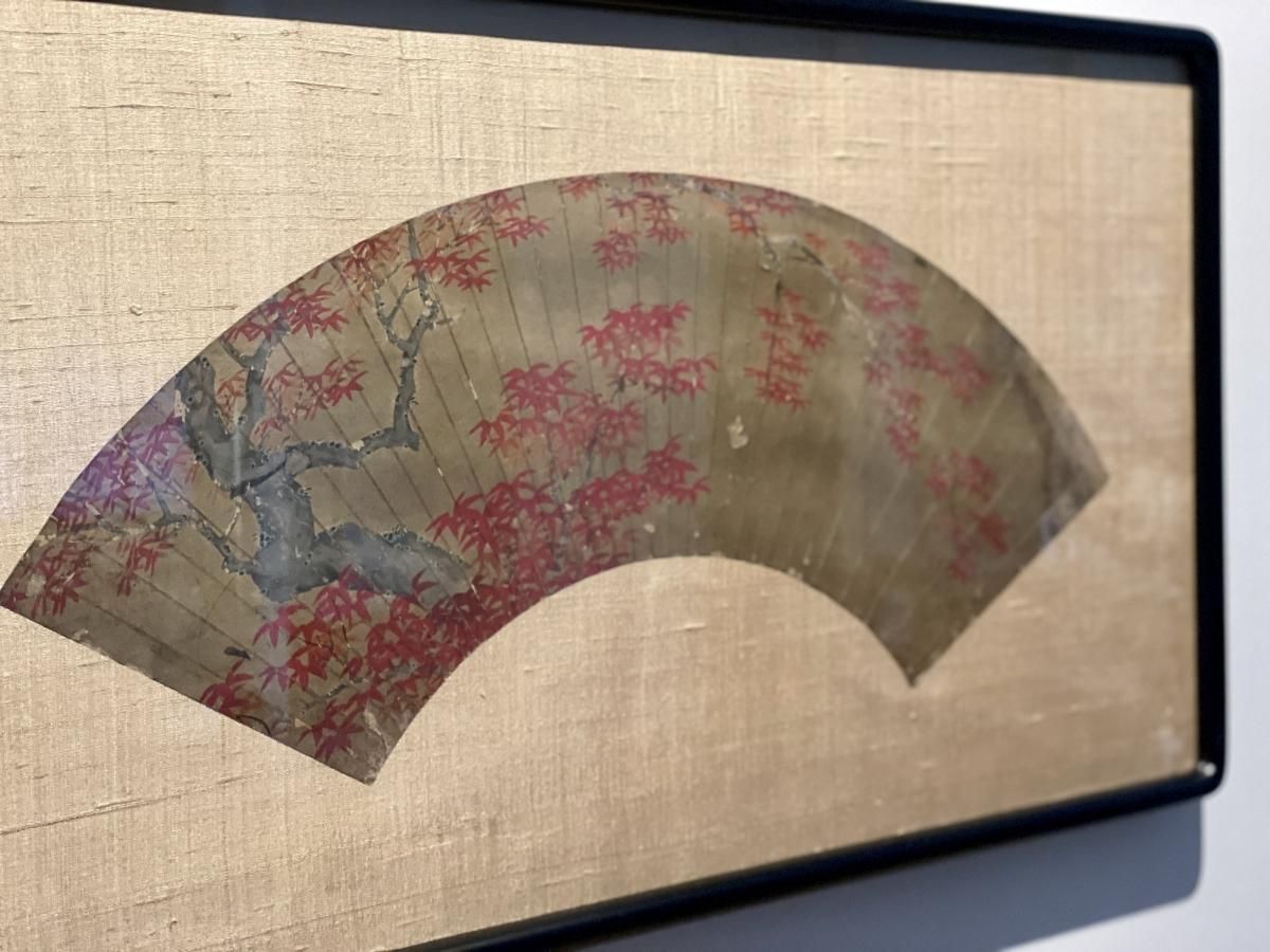 扇画「螢」(日本画) 扇面紅葉の図額 / Framed Fan Picture of Maple Tree - OKURA