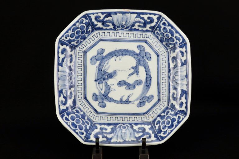 伊万里染付龍文隅切角皿 / Imari Blue & White Square Plate with the picture of Dragon
