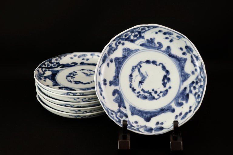 伊万里染付梅花文五寸皿　六枚組 / Imari Blue & White Plates wit the picture of Plum Blossoms  set of 6