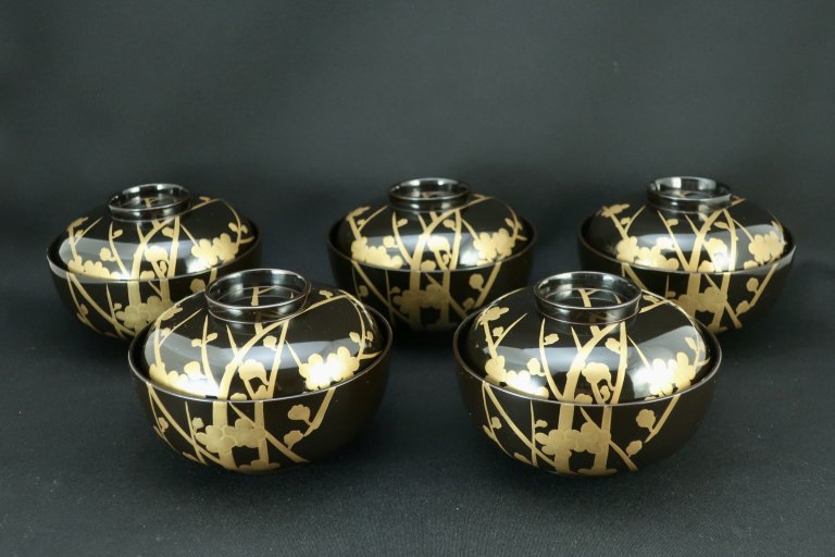 黒塗梅蒔絵吸物椀　五客組 / Black-lacquered Soup Bowls with Lids  set of 5