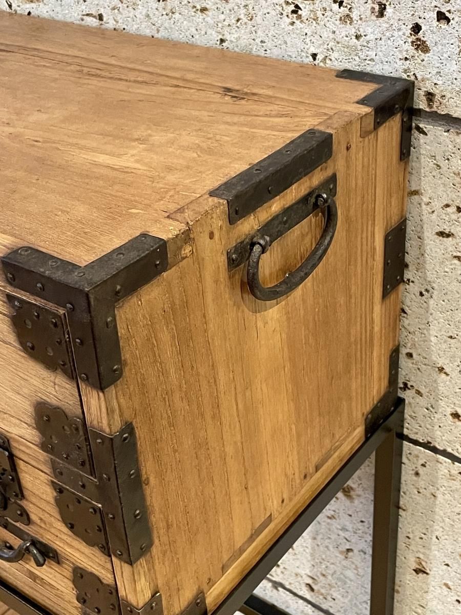 総桐刀箪笥コンソール / Sword chest Console - OKURA ORIENTAL