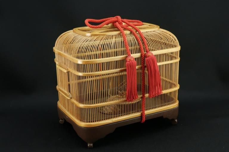 ٲںٹ· / Bamboo Cricket Cage