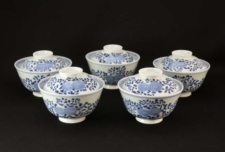 伊万里染付菊唐草文蓋茶碗　五客組 / Imari Blue & White Bowls with Lids  set of 5