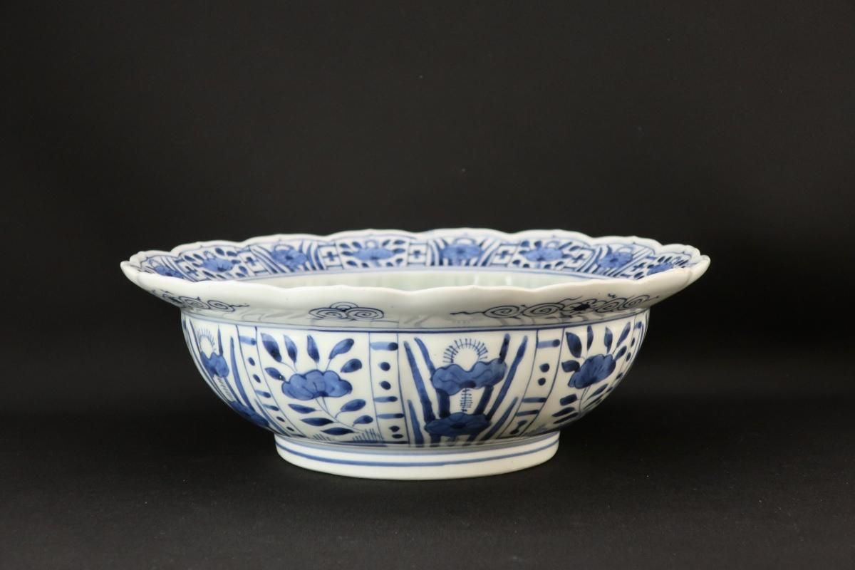 伊万里青磁染付輪花型大鉢 / Imari Large Celadon Blue & White 伊万里青磁染付輪花型大鉢 / Imari Large Celadon Blue & White