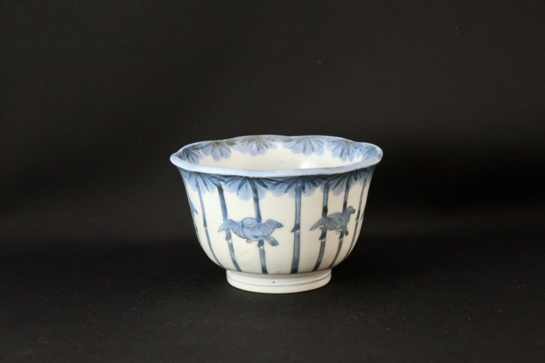 伊万里染付竹雀文大向付 / Imari Blue & White 'Mukoduke' Cup with the picture of Sparrows in the Bamboo Bush