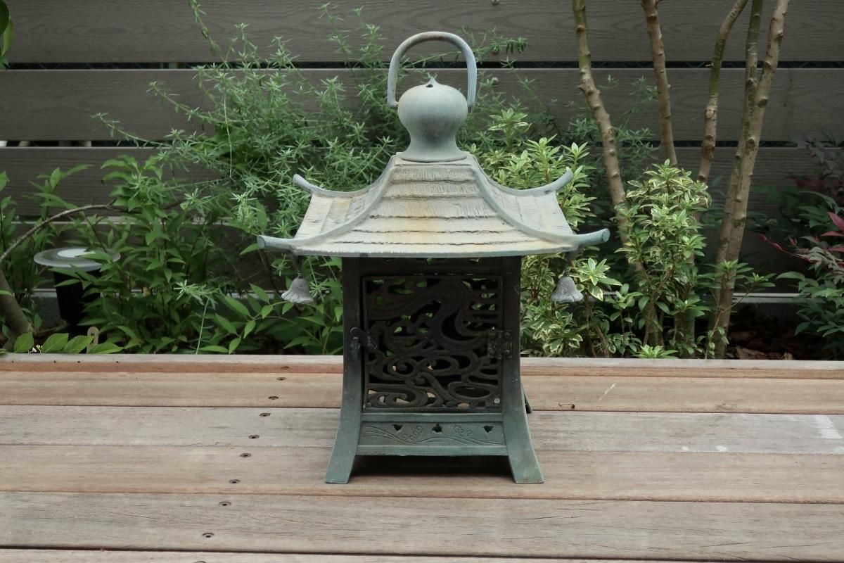 銅器釣灯籠 / Bronze Hanging Lantern - OKURA ORIENTAL ART