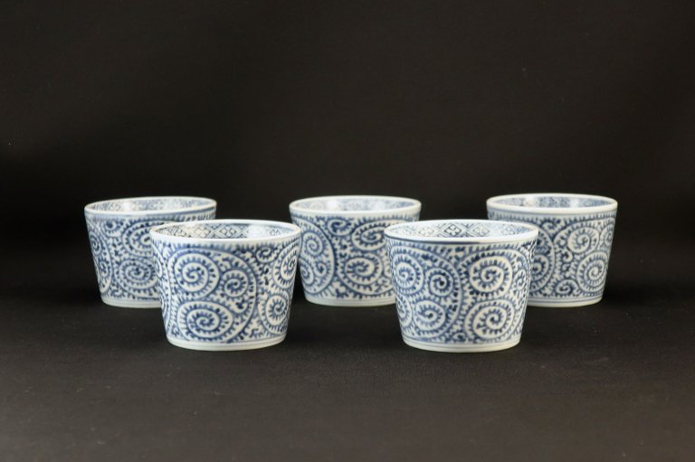 伊万里染付蛸唐草文蕎麦猪口　五客組 / Imari Blue & White 'Soba' Cups with the pattern of 'Takokarakusa'   set of 5