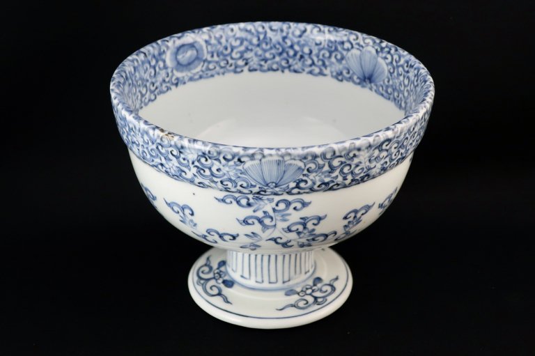 Τ / Imari Blue & White 'Haisen' Sake Cup Washing Bowl