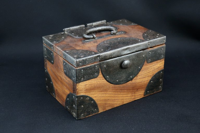 ݰȢ / Keyaki (Zelkova) Stamp Box