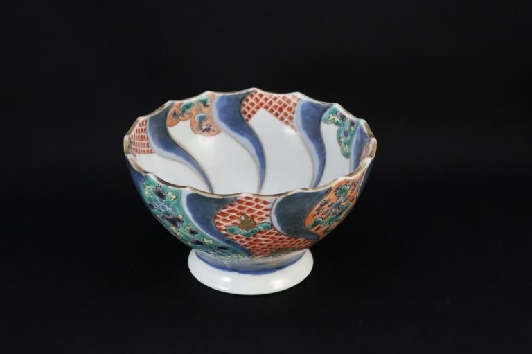 ΤǱʸ /  Imari Small Polychrome 'Haisen' Sake Cup Washing Bowl