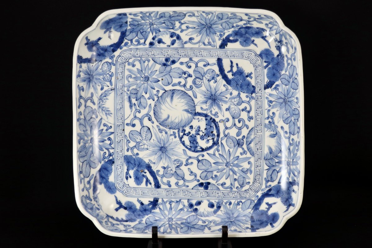 伊万里染付草花文大角皿 / Imari Large Square Blue & White Plate - OKURA ORIENTAL ART /  大蔵オリエンタルアート