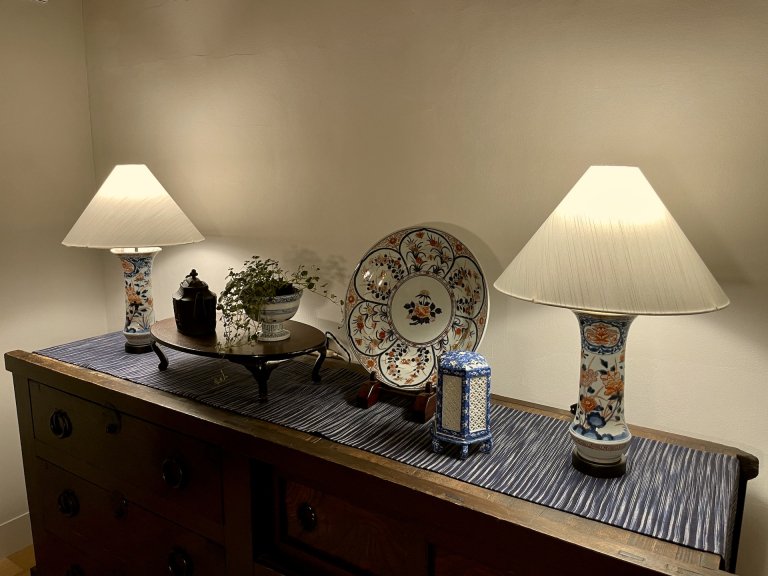 伊万里色絵草花文花瓶テーブルランプ　一対 / Table Lamp of Imari Polychrome Flower Vase  1 pair