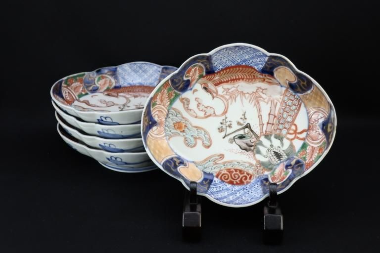 Τᵵʸѷ / Imari Poluchrome Plates  set of 5