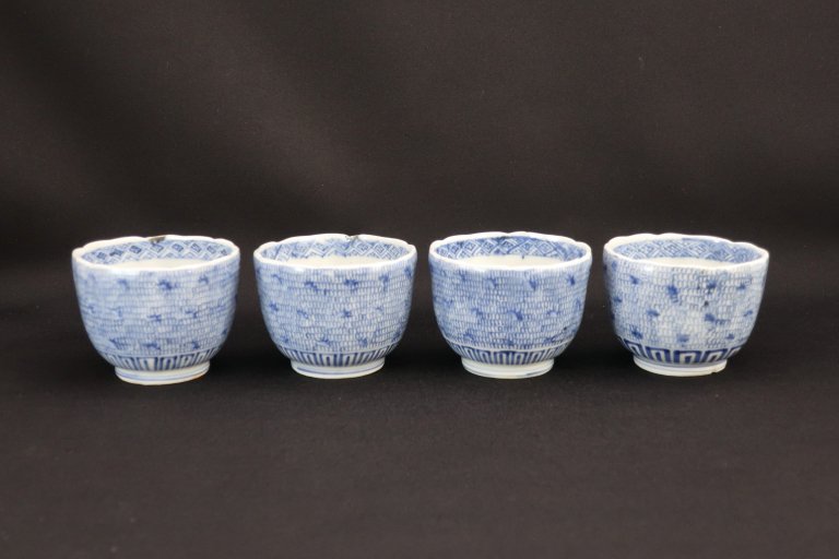 伊万里染付微塵唐草文向付　四客組 / Imar Blue & Wjote 'Mukoduke' cups  set of 4