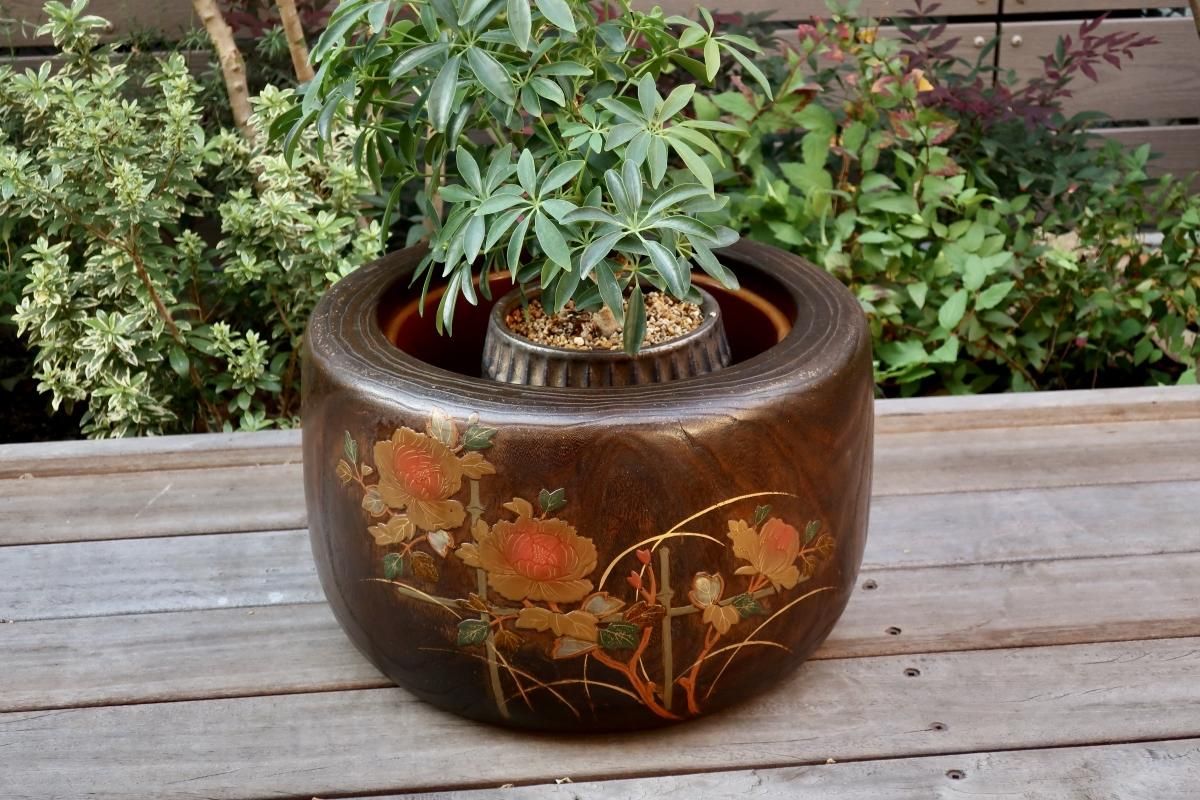 花鳥 金蒔絵 螺鈿 桐火鉢 目出度い 一対 木箱入り 手あぶり 牡丹 花鳥 金蒔絵 螺鈿 桐火鉢 目出度い 一対 木箱入り 手あぶり 牡丹