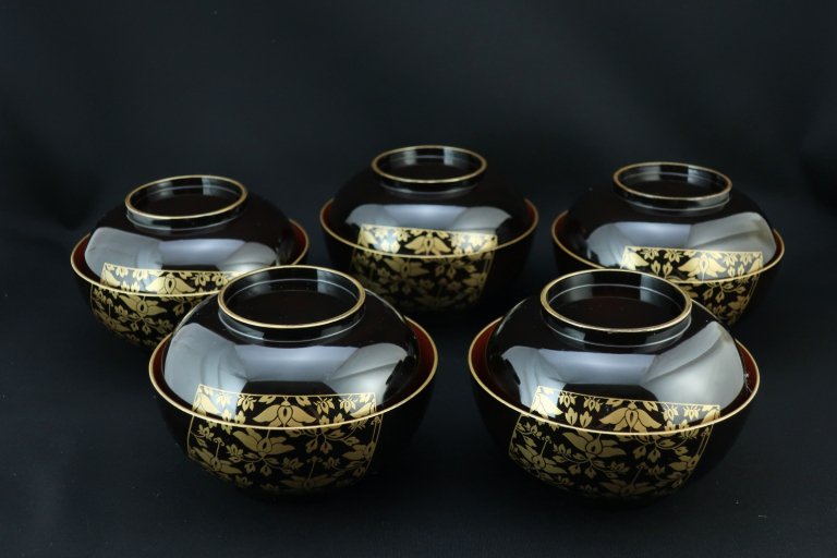 黒塗草花蒔絵吸物椀　五客組 / Black-lacquered Soup Bowls with Lids  set of 5