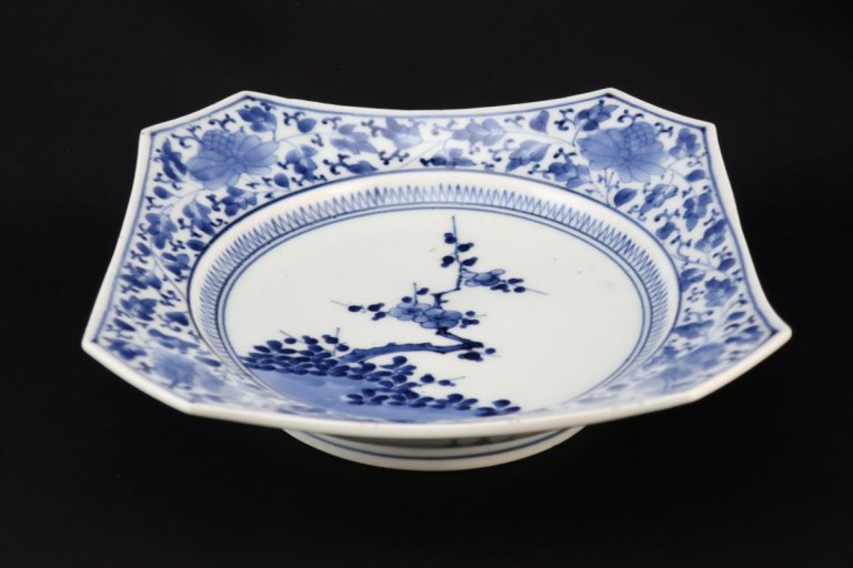 Τղ߲ʸѻ / Imari Square Blue & White Plate with the picture of Plum Blossoms