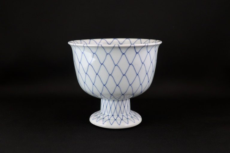 伊万里染付網手文盃洗 / Imari Blue & White 'Haisen' Sakec Cup Washing Bowl with the pattern of Net