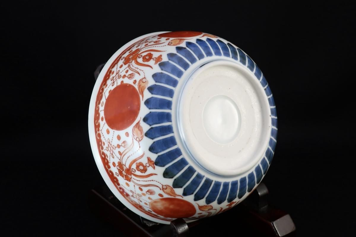 伊万里色絵赤玉瓔珞文中鉢 / Imari Poychrome Bowl with the 伊万里色絵赤玉瓔珞文中鉢 / Imari Poychrome Bowl with the
