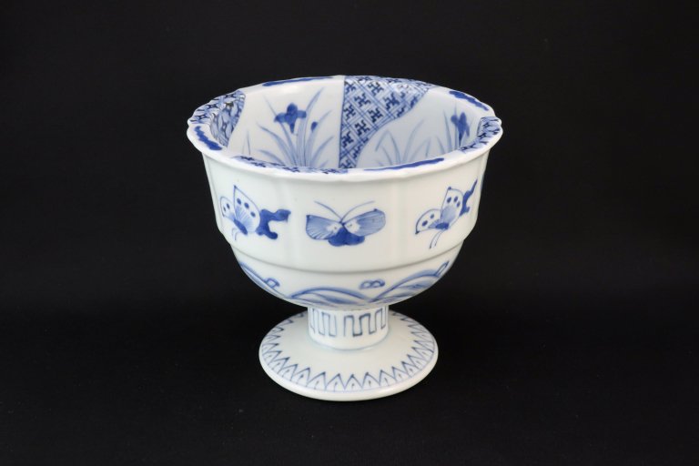 伊万里染付蝶文盃洗 / Imari Blue & White 'Haisen' Sake cup Washing Bowl with the picture of Butterflies