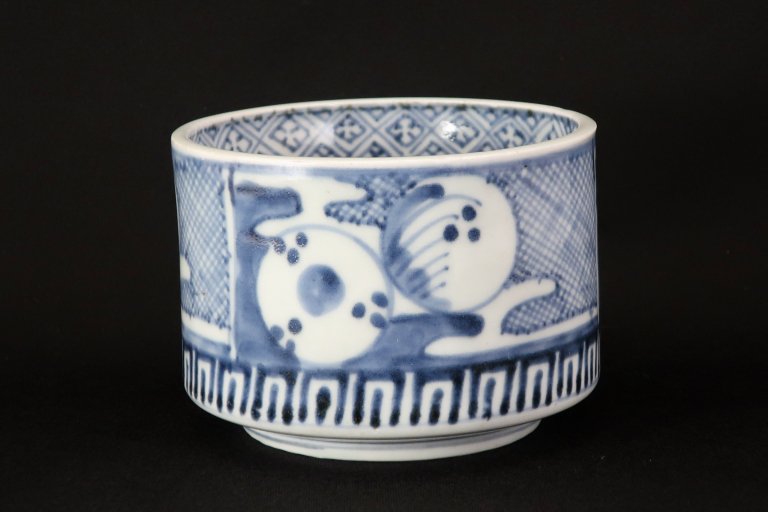 Τմʸ / Imari Blue & White 'Hiire' Pot