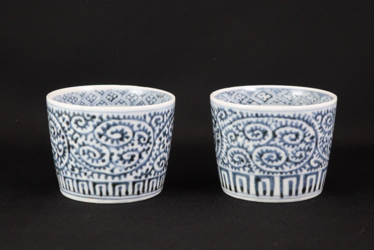 Τʸ / Imari Blue & White 'Soba' Cups with the patten of 'Takokarakusa'  set of 2