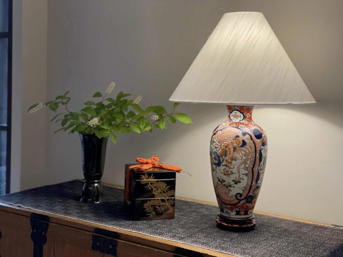 レビュー高評価商品 伊万里色絵壺テーブルランプ / Table Lamp of Imari Polychrome フロアスタンド