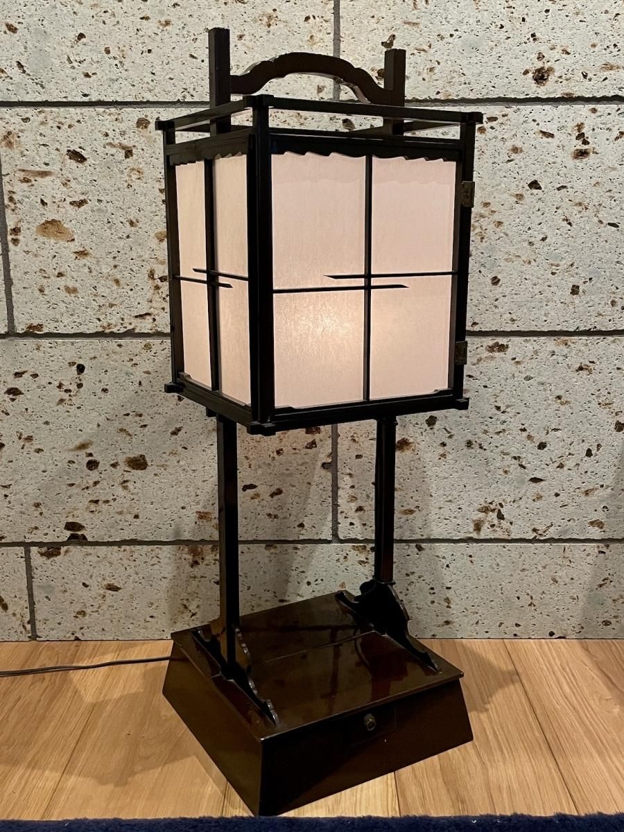 黒塗角行灯 / Black-lacquered 'Andon' Paper Lamp - OKURA ORIENTAL