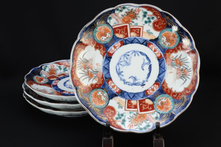 ΤĻʸ / Imari Polychrome Plates  set of 4