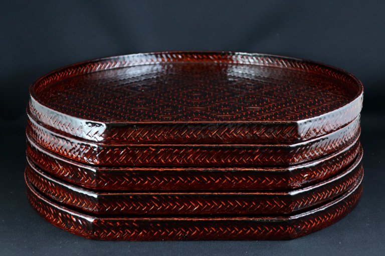 ۼ Ⱦ / 'Rantai' (Lacquered Woven Bamboo) Half-moon-shaped Trays set of 5  