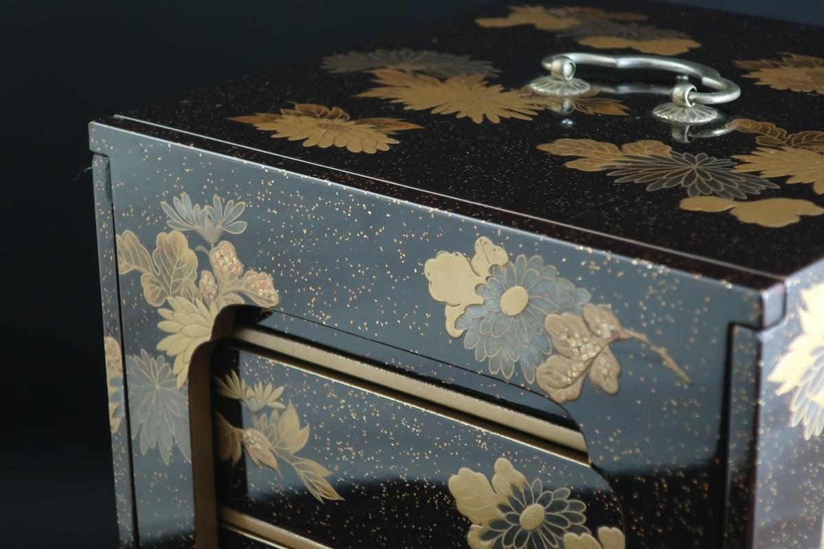 MA6 木製漆器 草花金蒔絵 黒塗 長方盆 大小一組 木箱入 切金 梨地 菊 時代漆器 天然木製漆塗 螺鈿金蒔絵 花唐草総蒔絵 四段重箱 重箱