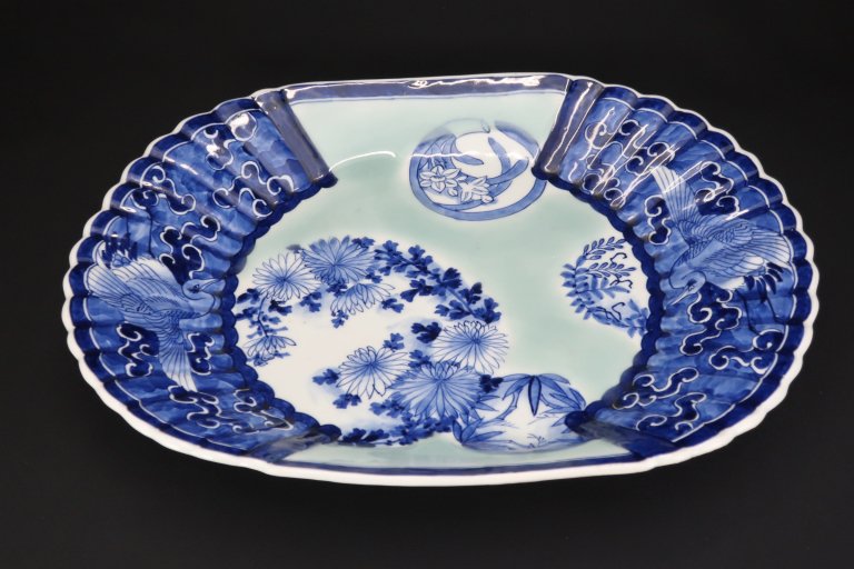 伊万里青磁ベロ藍染付楕円菊花形大皿 / Imari Large Oval Celadon Blue & White Plate