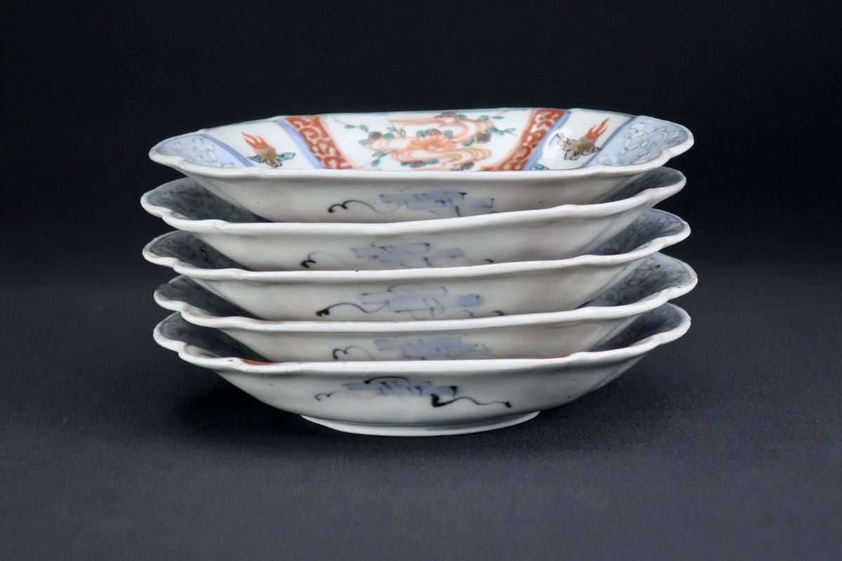 伊万里色絵菊水花蝶文変形皿 五枚組 / Imari Polychrome Plates