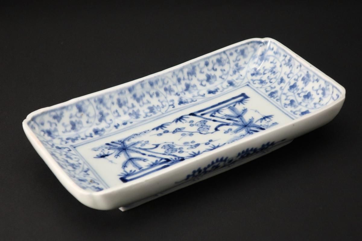 伊万里染付花唐草松竹梅文長皿 二枚組 / Imari Rectangular Blue & White Plates set of 2 - OKURA  ORIENTAL ART / 大蔵オリエンタルアート