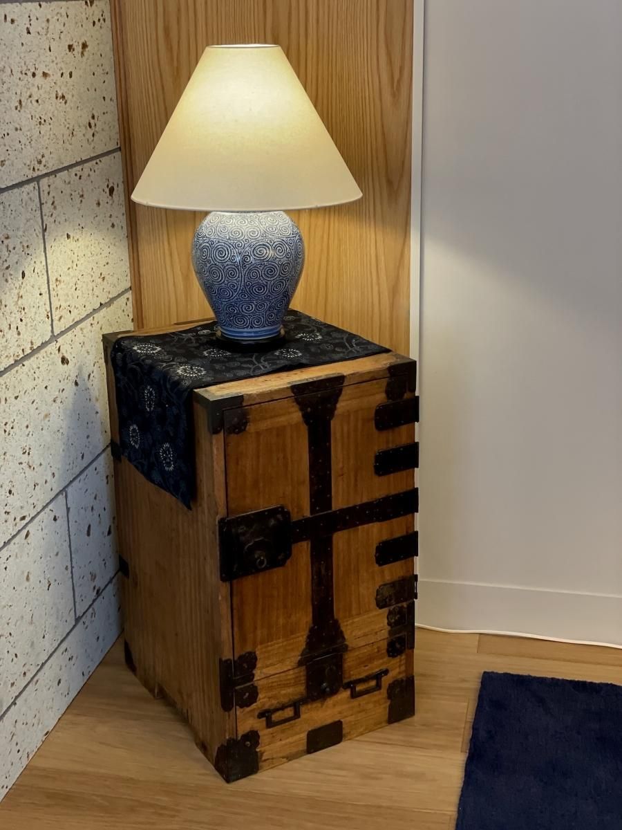 総桐行商(背負)箪笥 / Peddler's Paulownia Chest - OKURA 総桐行商(背負)箪笥 / Peddler's Paulownia Chest - OKURA