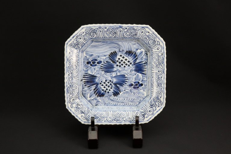 Τ˱ʸڳѻ / Imari Square Blue & White Plate