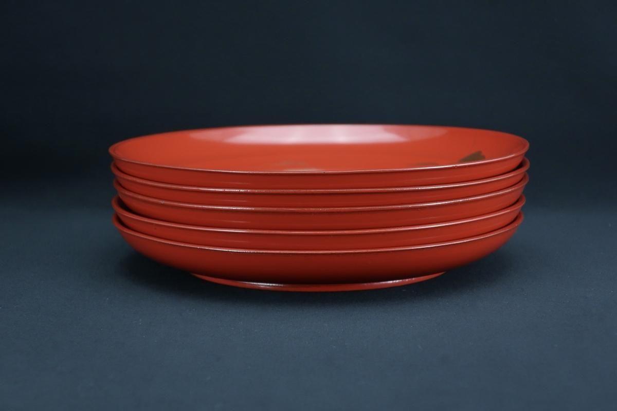 朱塗牡丹蒔絵七寸皿 五枚組 / Red-lacquered Plates with 'makie