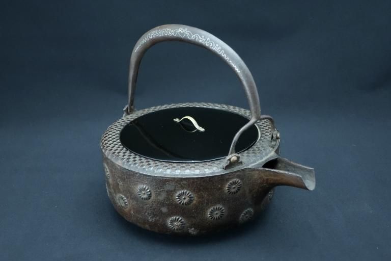 銚子・鉄瓶/Iron Kettle or Sake Pourer - OKURA ORIENTAL ART 銚子・鉄瓶/Iron Kettle or Sake Pourer - OKURA ORIENTAL ART