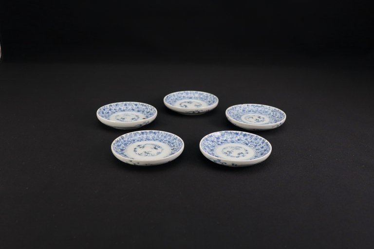 伊万里染付萩唐草文豆皿　五枚組 / Imari Small Blue & White Plates  set of 5