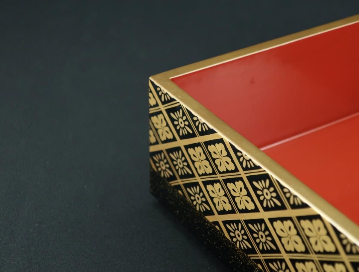 輪島塗蒔絵重箱(重台付) / Wajima 'Jubako' Food Boxes and 輪島塗蒔絵重箱(重台付) / Wajima 'Jubako' Food Boxes and