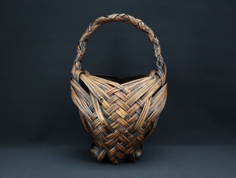ݲơ / Bamboo Flower Basket
